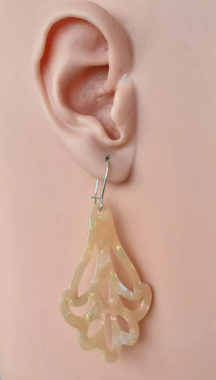 pendientes colgantes ornamento en resina con efecto ópalo – photo 5
